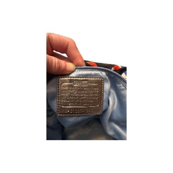 Coach - Picture 4 of 5